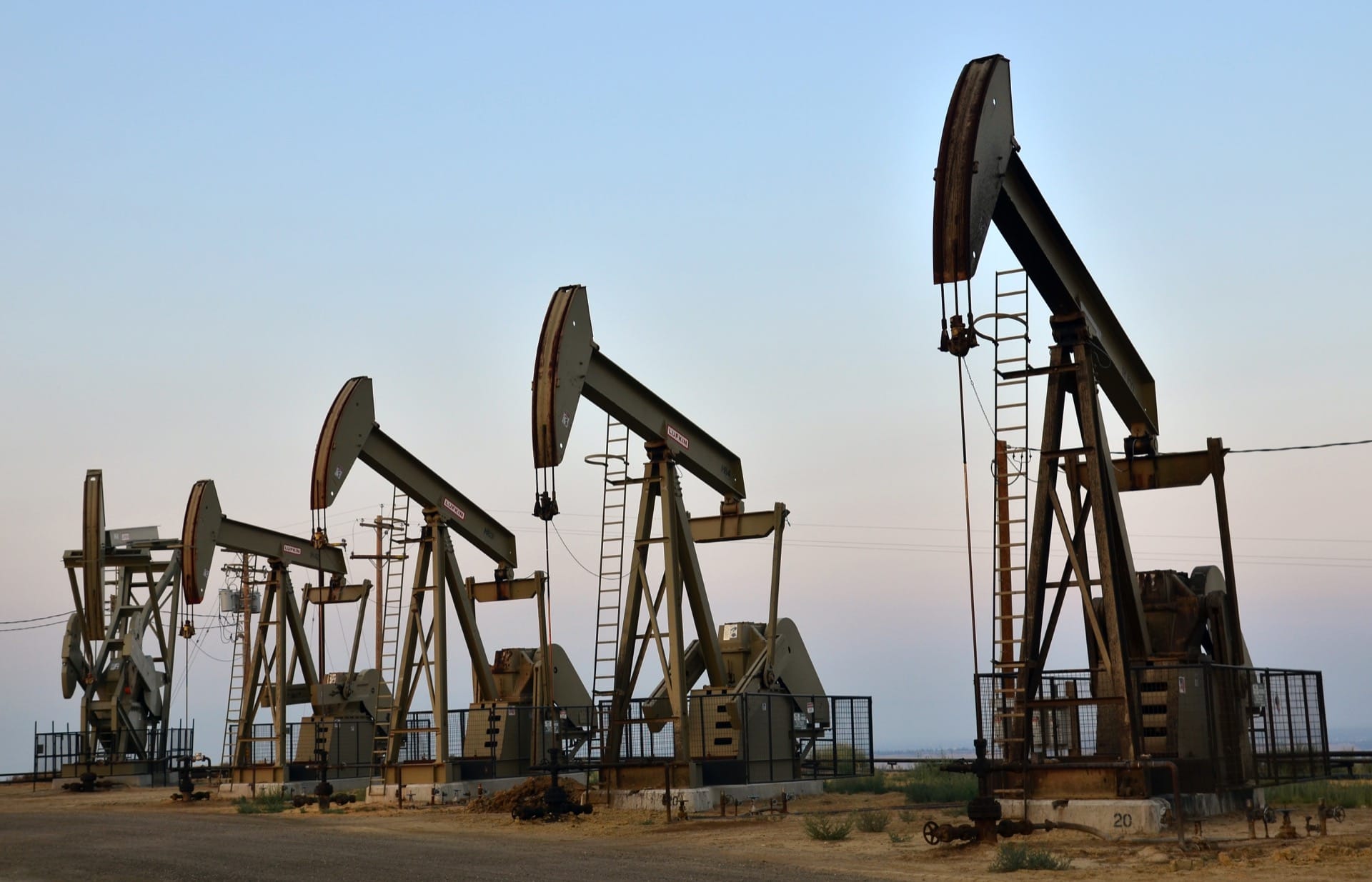 Опубликованы данные для расчёта НДПИ, НДД и акциза на нефтяное
сырье за май 2024 года