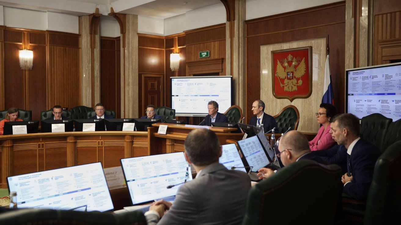 Дмитрий Григоренко обозначил ключевые направления развития ФНС России