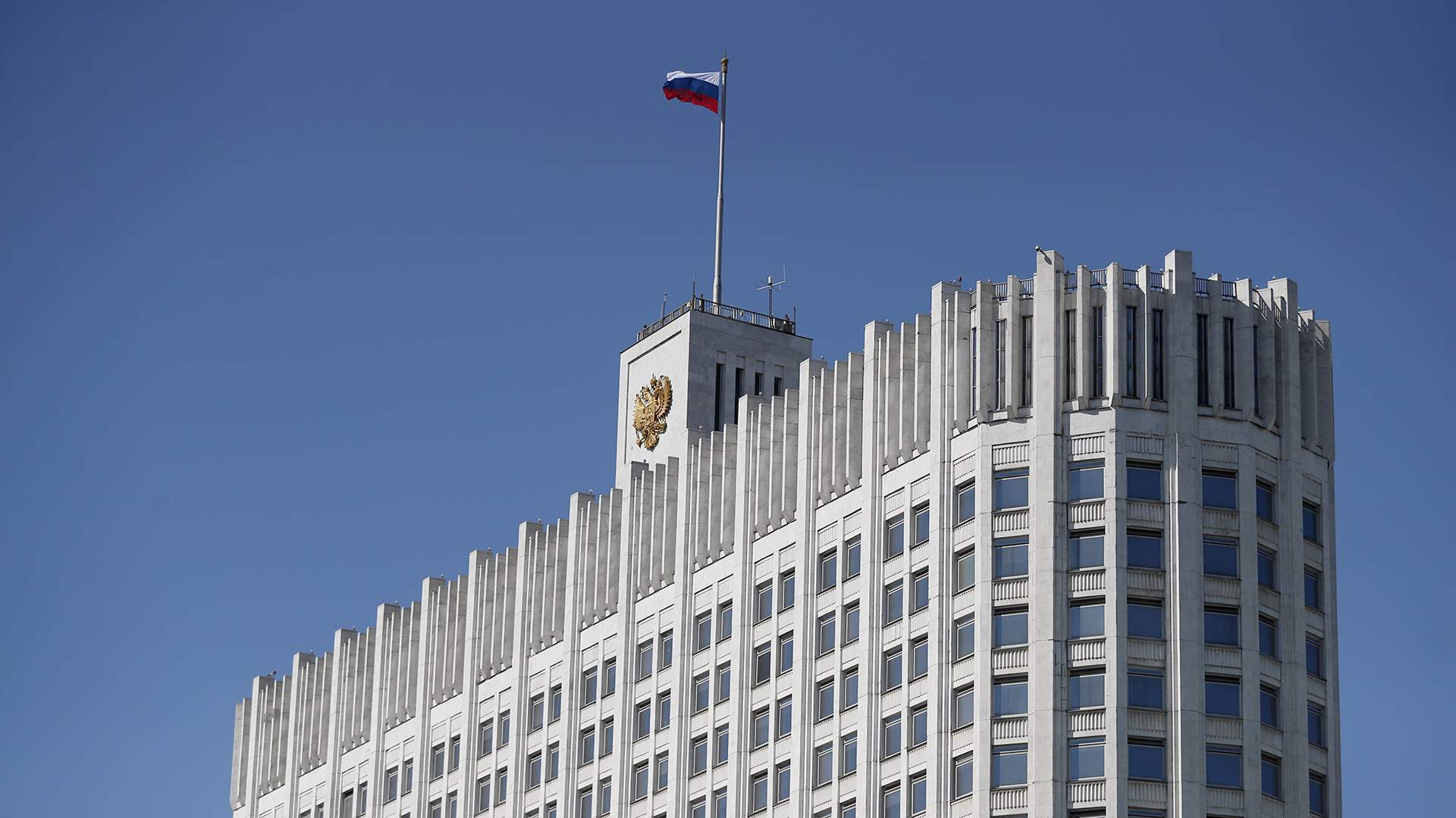 Правительство утвердило сроки начала применения онлайн-касс для организаций и ИП из новых субъектов РФ