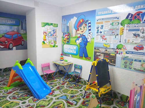  Если Вы планируете посетить Инспекцию с ребенком, для него предусмотрен детский уголок с раскрасками (играми)