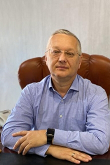 Член  общественного  совета