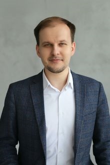 Антонов  Марк Геннадьевич 