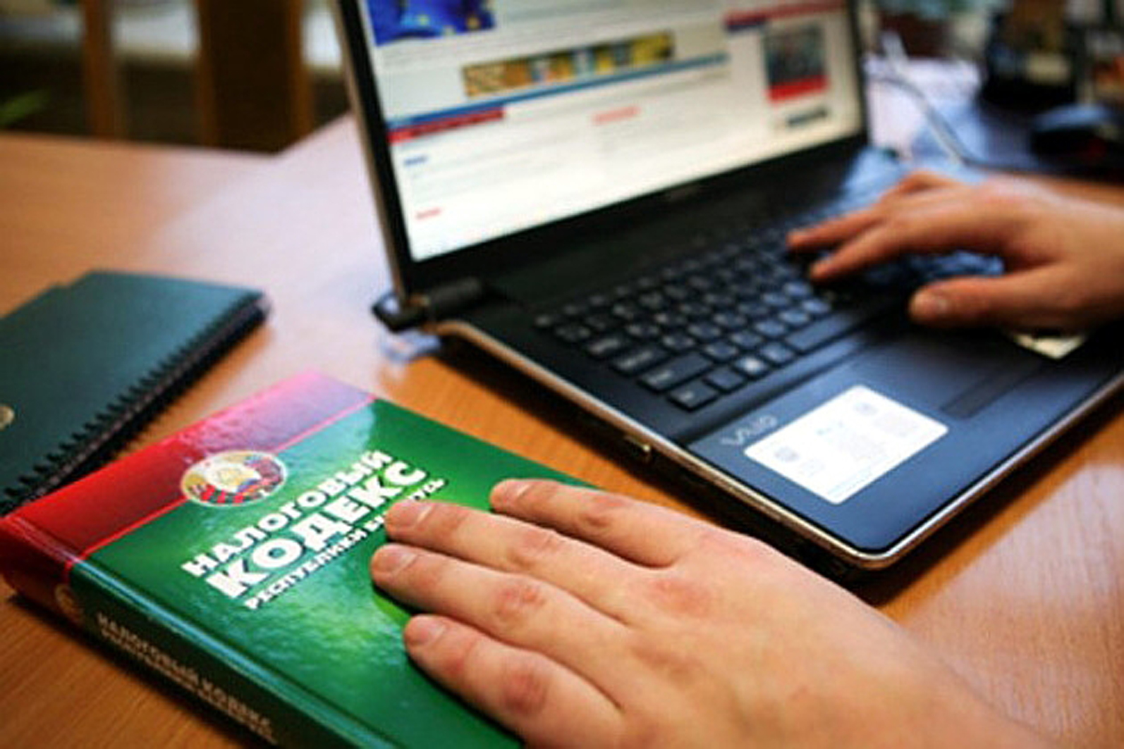 Налог для самозанятых в 2024 в беларуси. Налог для самозанятых в 2024 в беларуси. Самозанятые налоги картинки. Налоговая. Перечень видов деятельности для самозанятых.