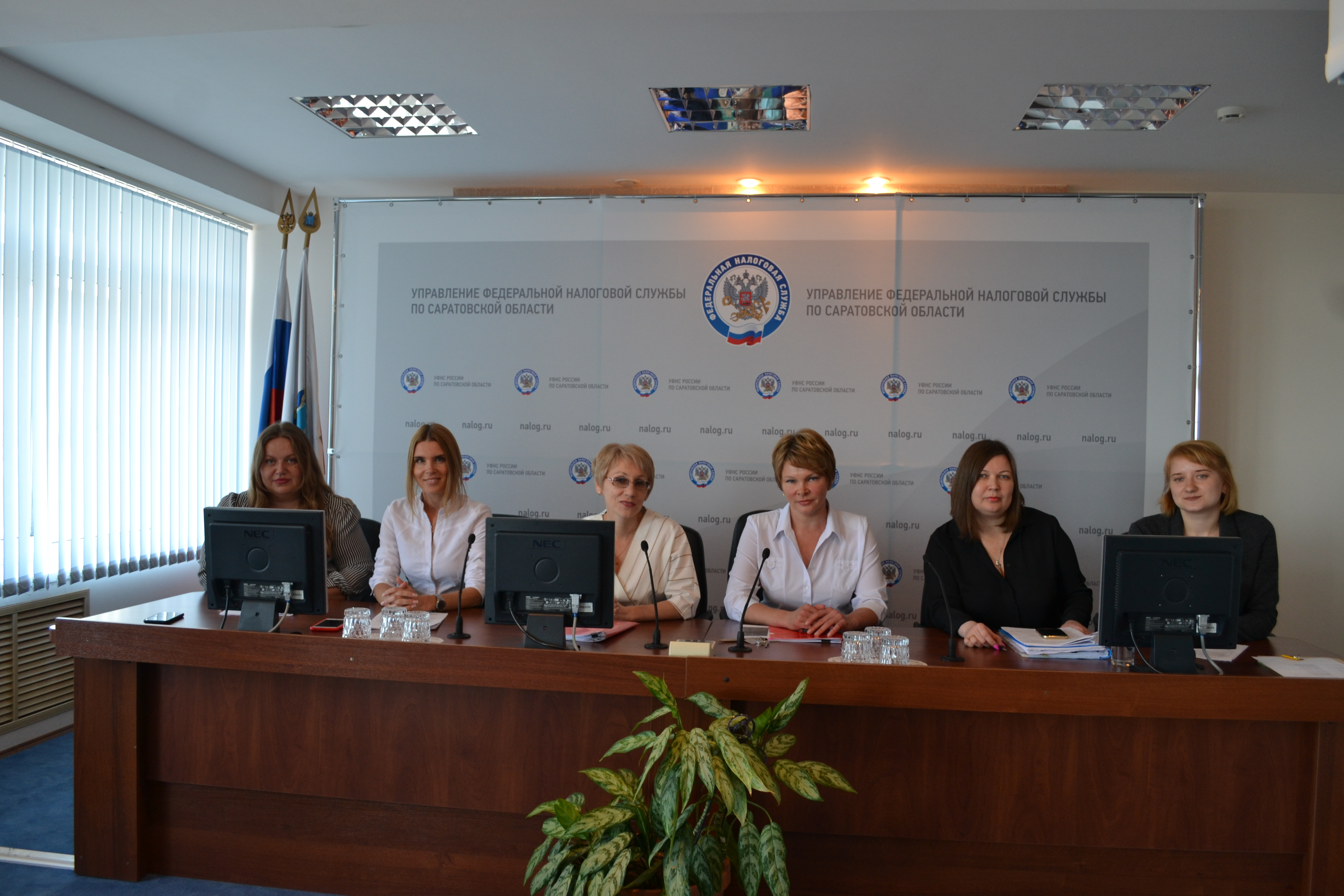 елена краснова фнс. елена краснова уфнс по саратовской области. руководитель фнс саратовской области. управление фнс россии по саратовской области. елена краснова уфнс по саратовской области.