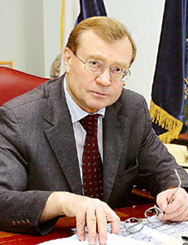 Пансков Владимир Георгиевич 1-й Заместитель Руководителя (Распоряжение Пр-ва РФ от 17.02.92 № 319-р) Государственный советник налоговой службы I ранга (Распоряжение Пр-ва РФ от 06.06.92 № 1018-р) 